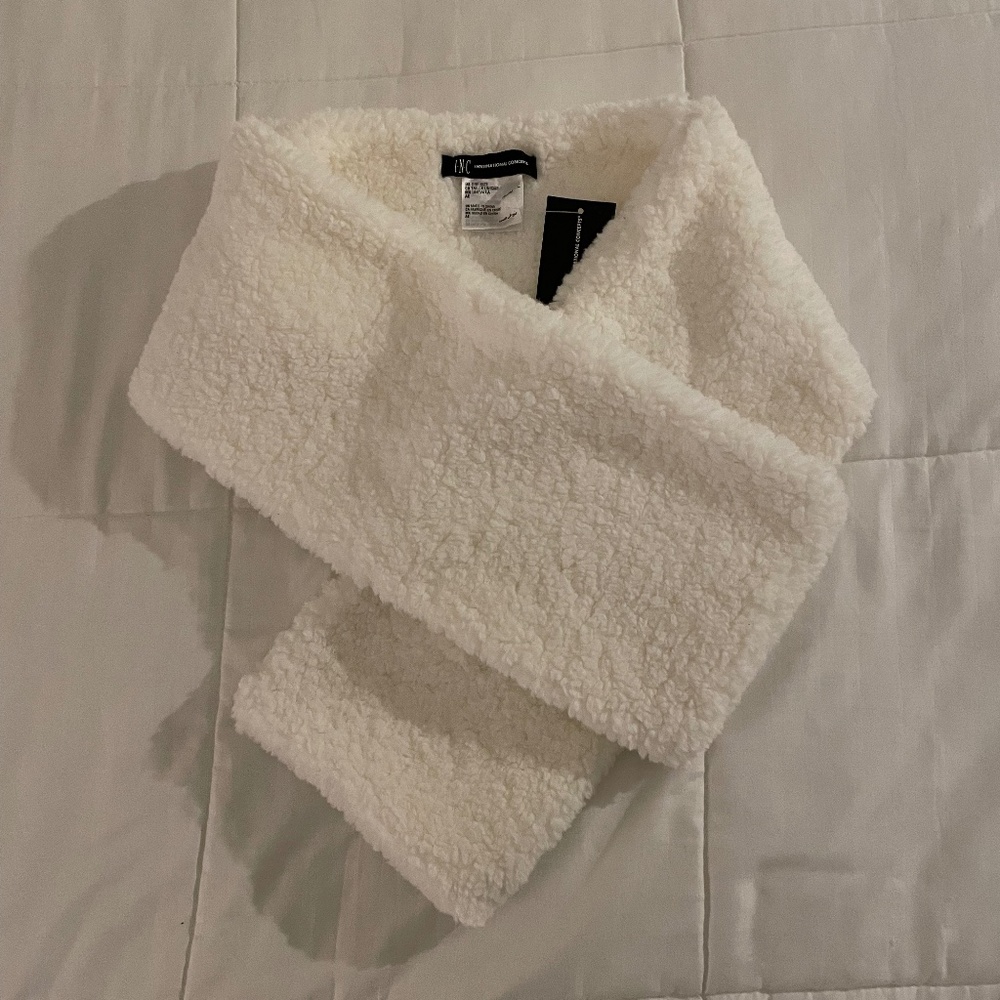 INC Sherpa Mini Scarf NWT